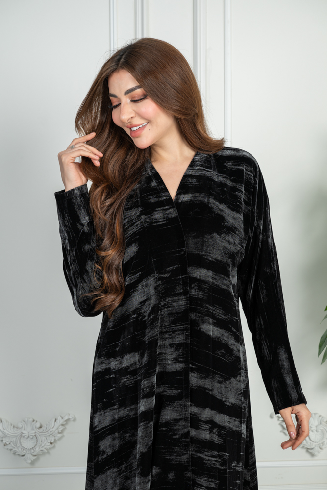 عباية شتوية مخمل كوري